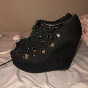 Black heels